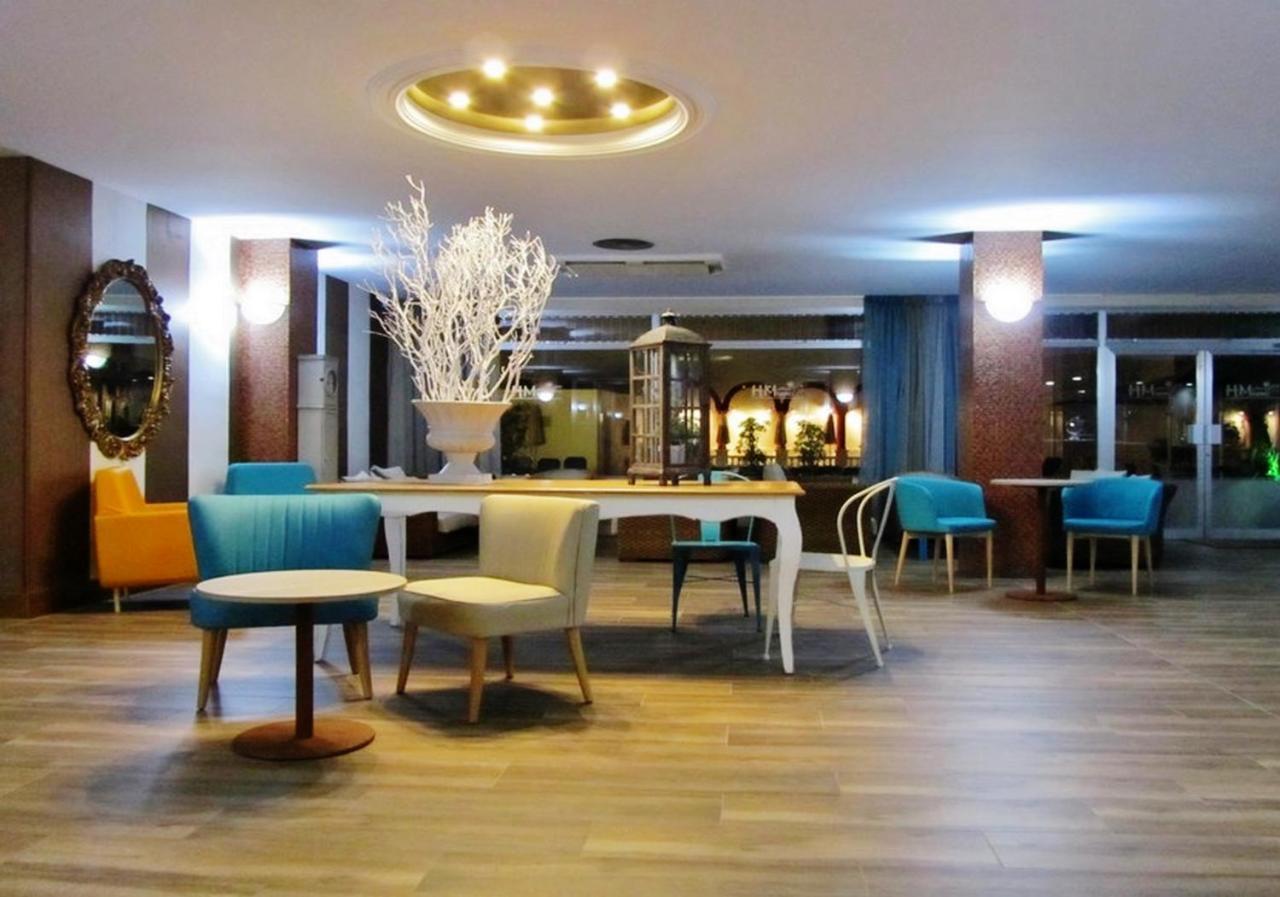 Hotel Miami กาเลญา ภายนอก รูปภาพ