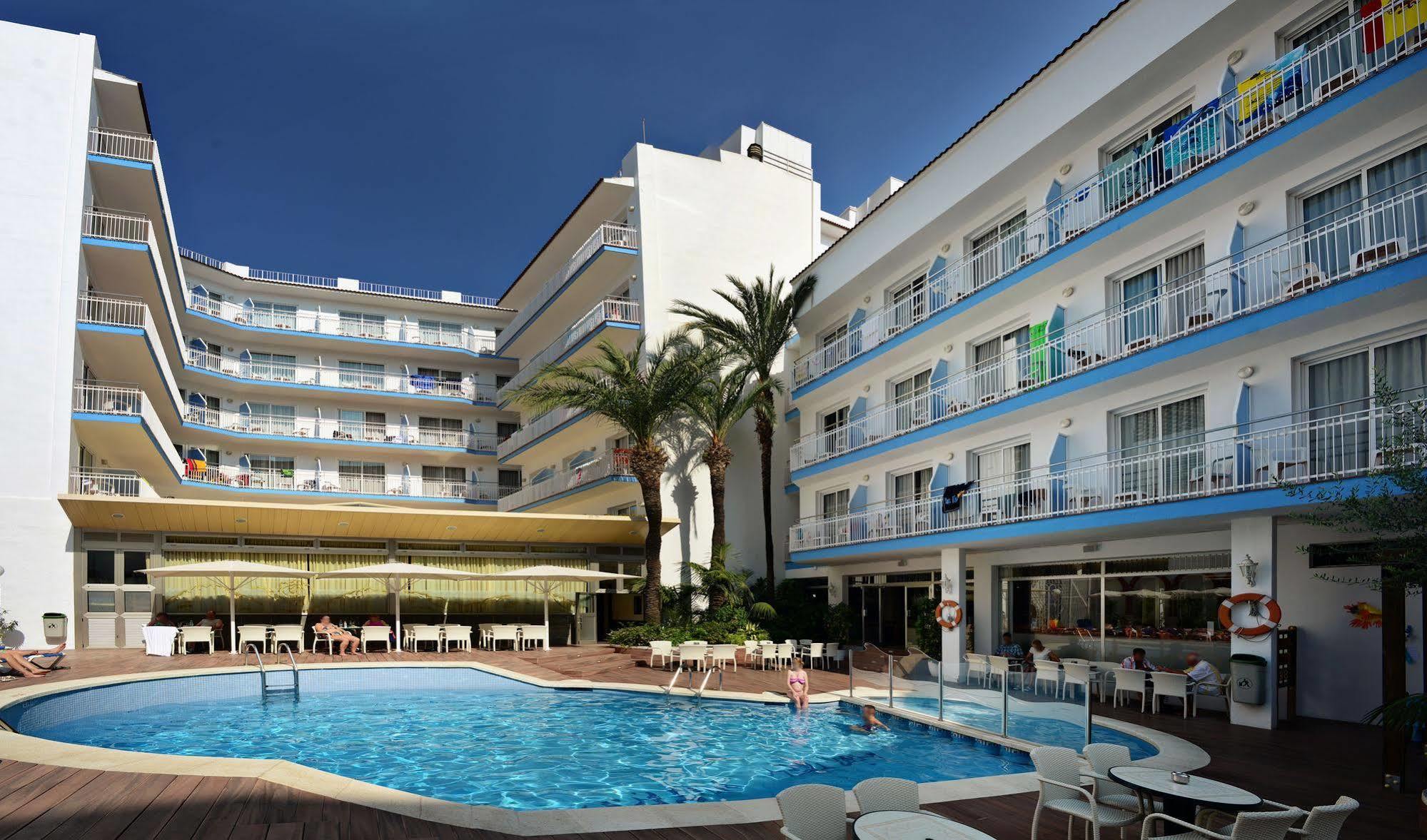 Hotel Miami กาเลญา ภายนอก รูปภาพ